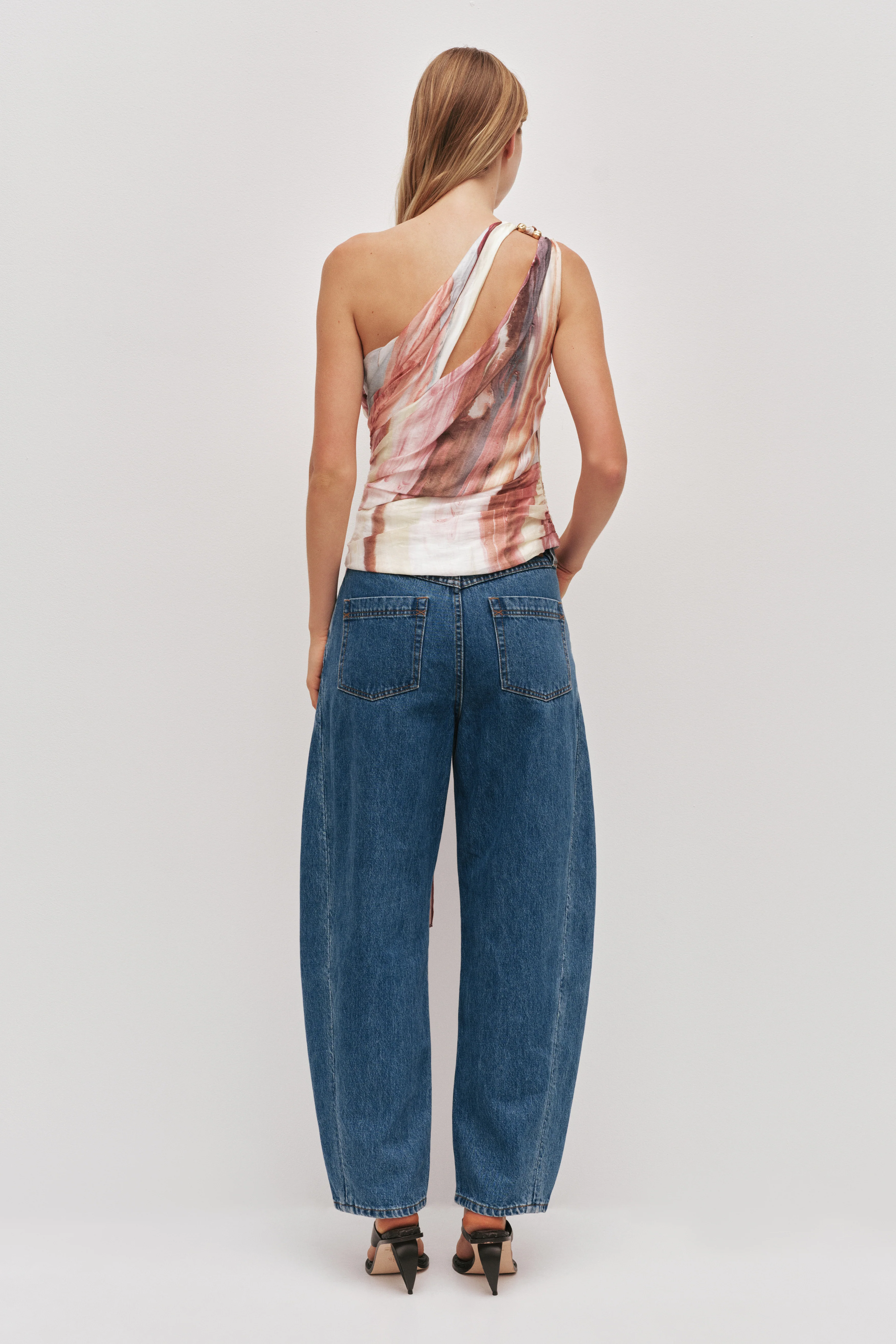 Capture One Shoulder Top - Image 4