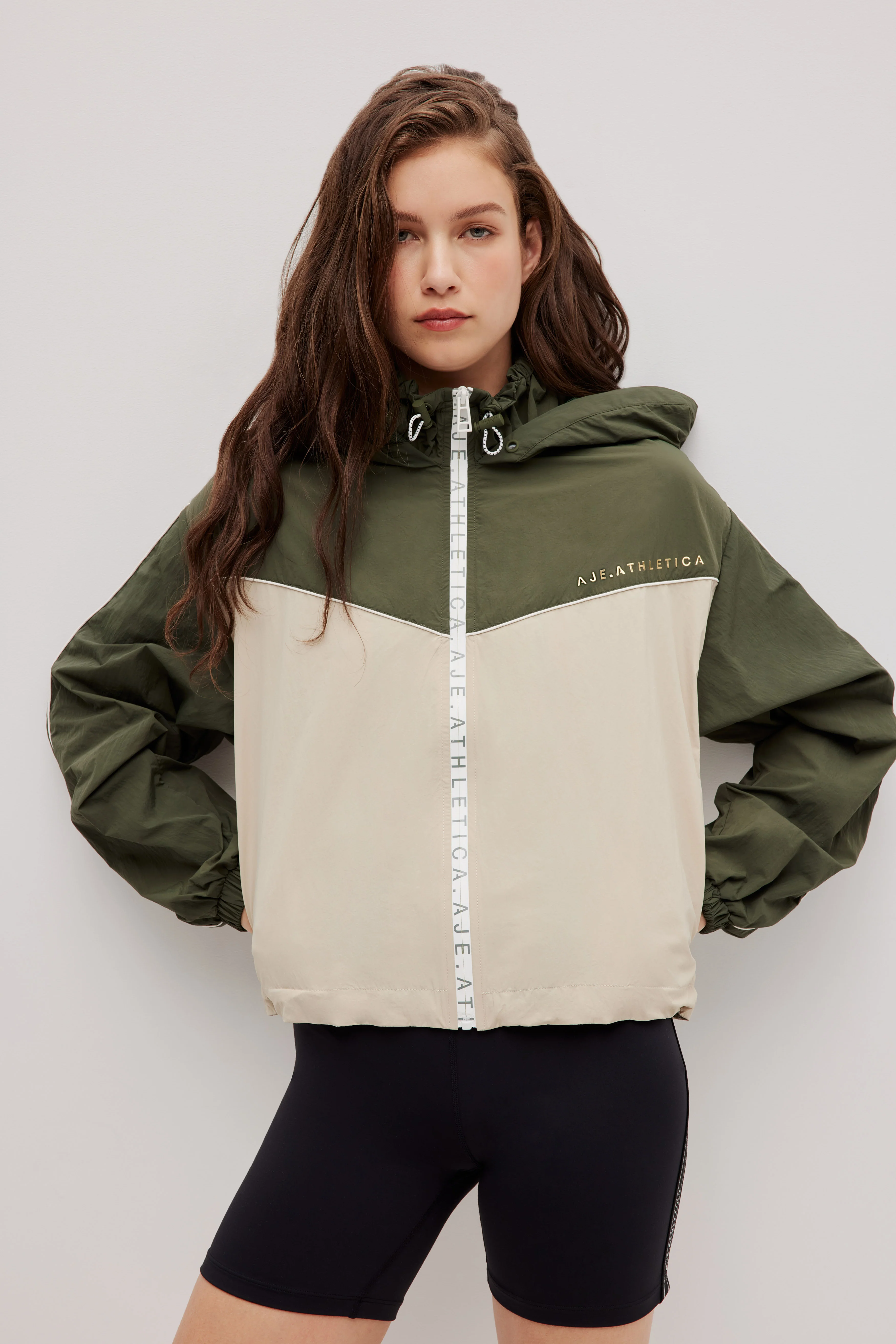 Contrast Spray Jacket 742 - Image 3