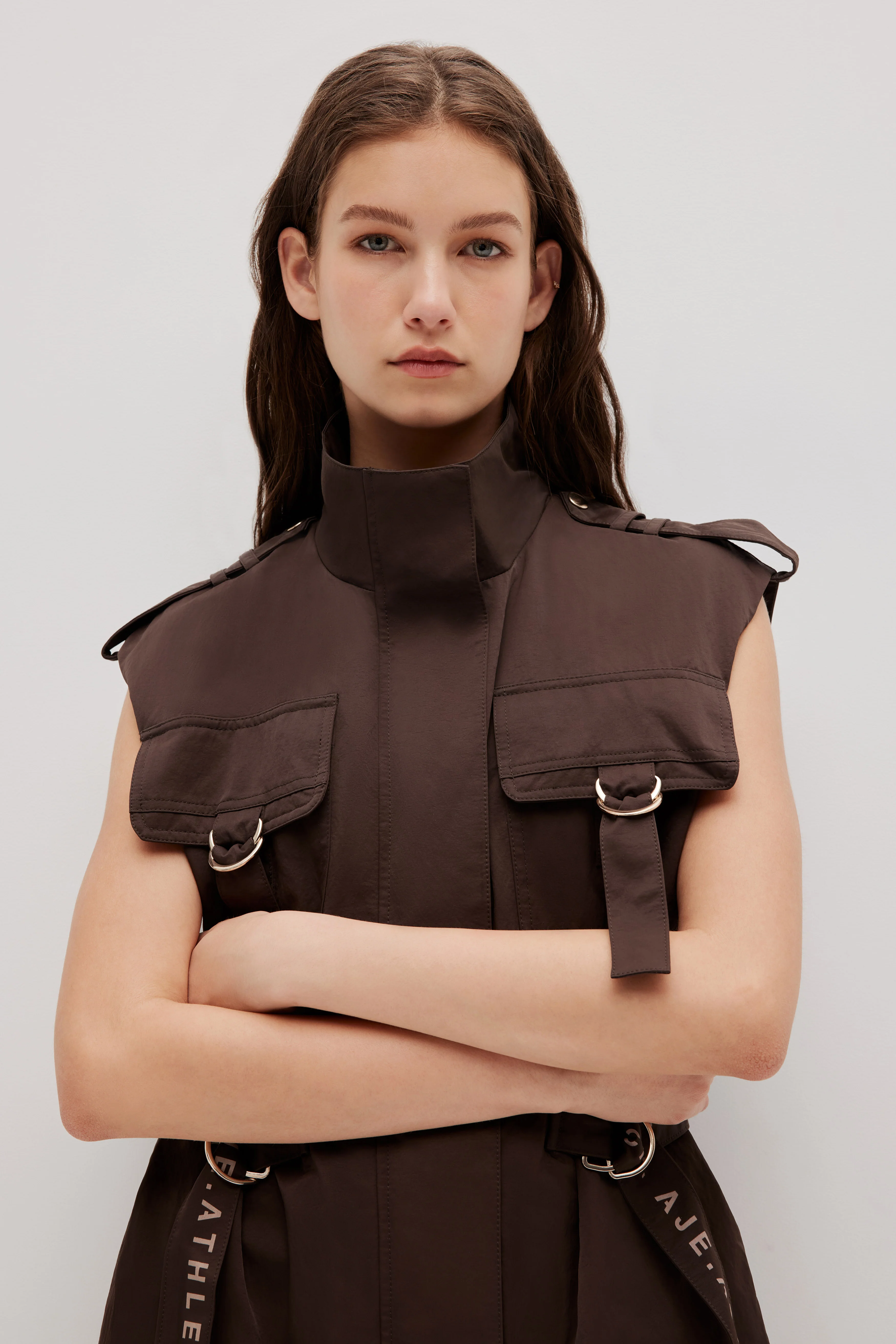 Sleeveless Utility Trench - Image 4